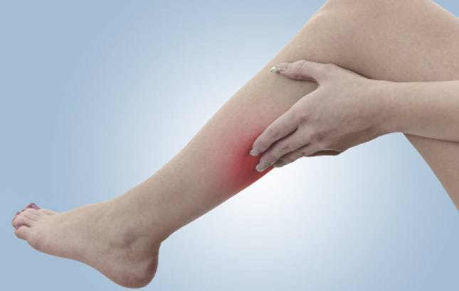 Bolovi u nogama u mirovanju: Uzrok, simptomi i kada se morate javiti doktoru?