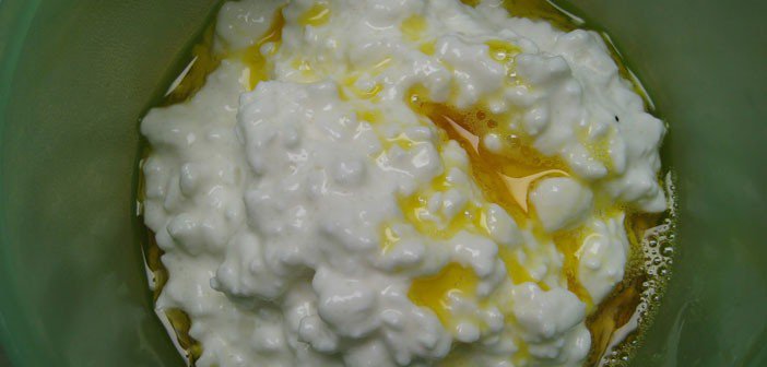 kombinacija - hladno presano laneno ulje i sviježi sir