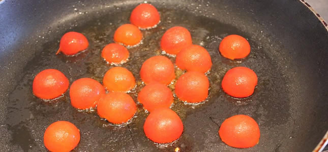 šeri paradajz priprema na tavi